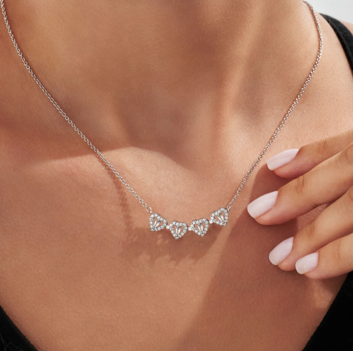 Aureile Clover Classics Diamond Foldable Necklace