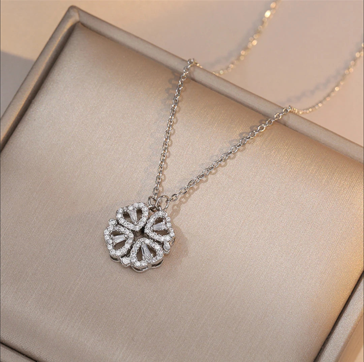 Aureile Clover Classics Diamond Foldable Necklace